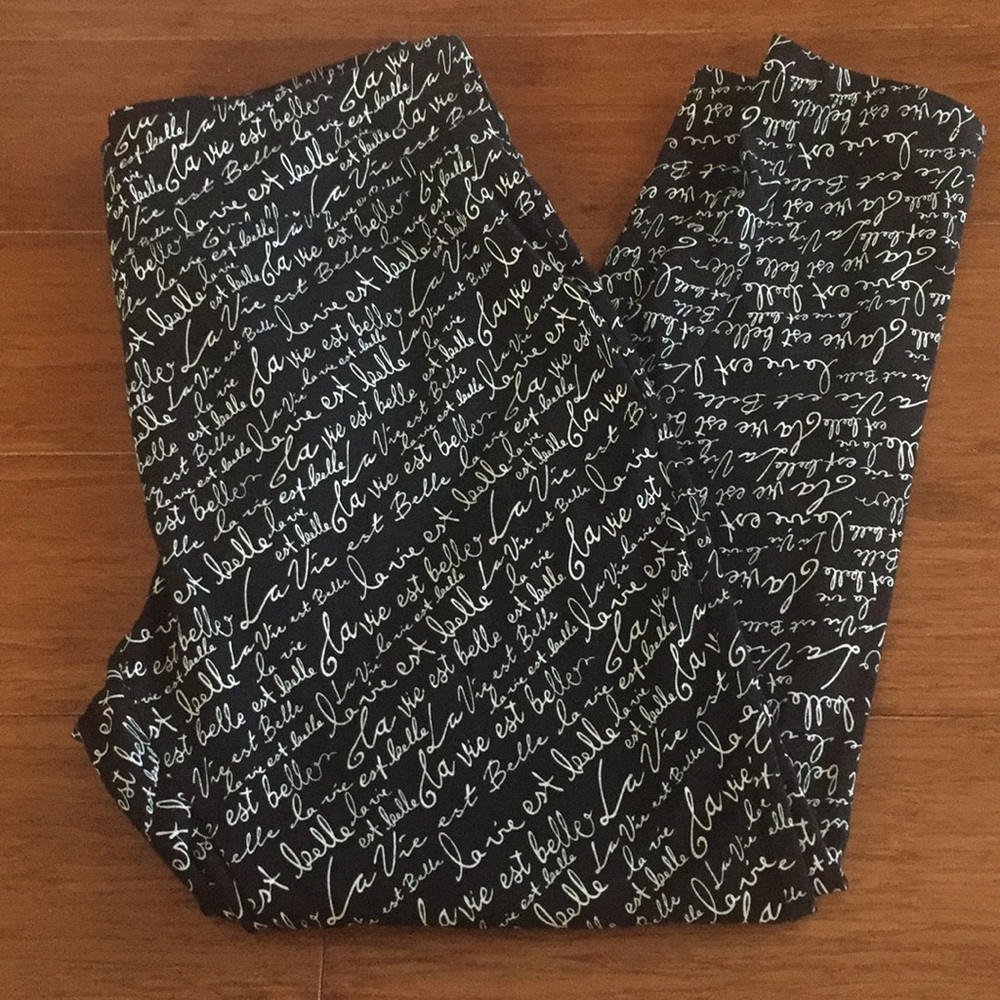 3/$18 🎉 Black petite leggings